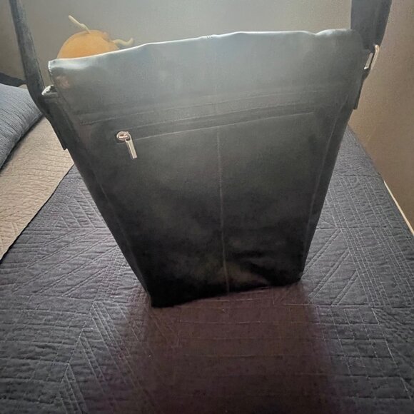 Black Foldover Work Bag - Picture 4 of 4